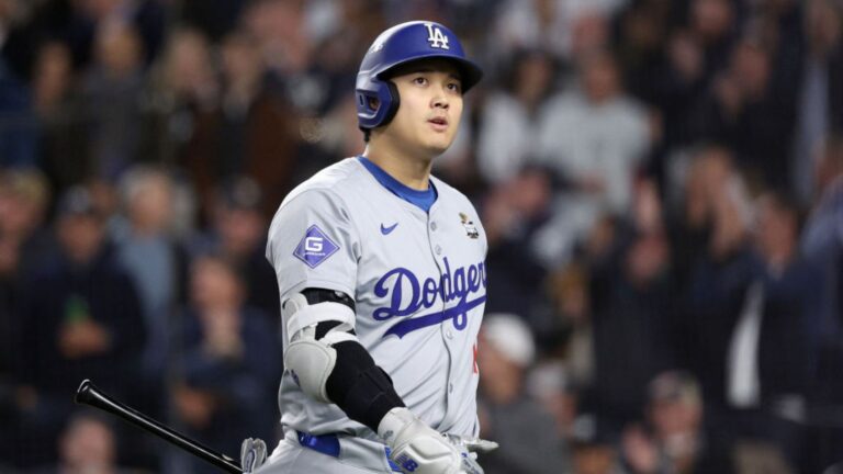 Ohtani pide que su exintérprete devuelva tarjetas de béisbol adquiridas con dinero robado