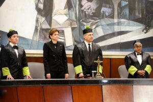 Vicepresidenta Raquel Peña participa en rendición de cuentas del Tribunal Superior Electoral en su aniversario decimotercero
