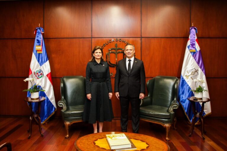 Raquel Peña participa en rendición de cuentas del Poder Judicial por su Día Nacional