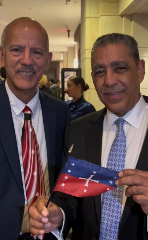 Instituto Duartiano: Bandera mostrada por congresista Adriano Espaillat es “en esencia” haitiana