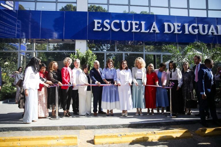 Raquel Peña inaugura Escuela Nacional de Igualdad Magaly Pineda para formar líderes con perspectiva de género